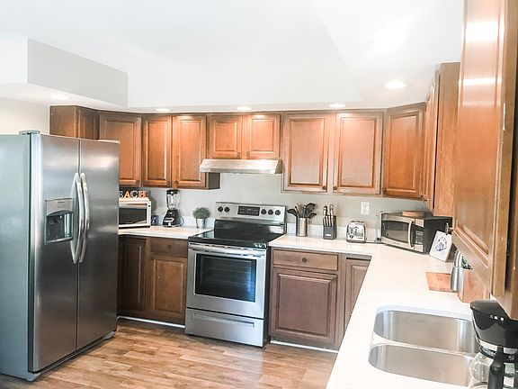 4th image of 525 21st St