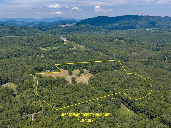 3rd image of 3595 Red Hill Rd