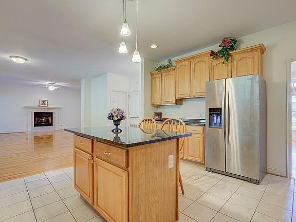 2nd image of 6308 Roselawn Court Dr