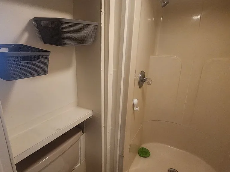 670 Park Street — Photo 10