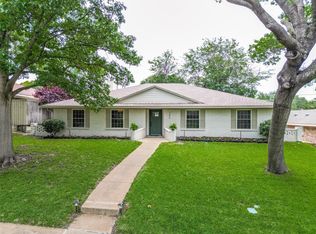 306 Ridgewood Dr, Richardson, TX 75080