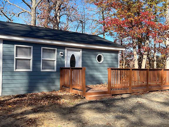 2nd image of 220 Cambridge St #222