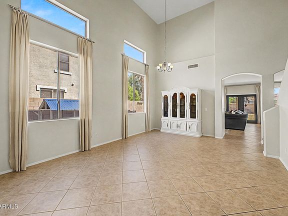 3rd image of 4071 E SUNDANCE Court