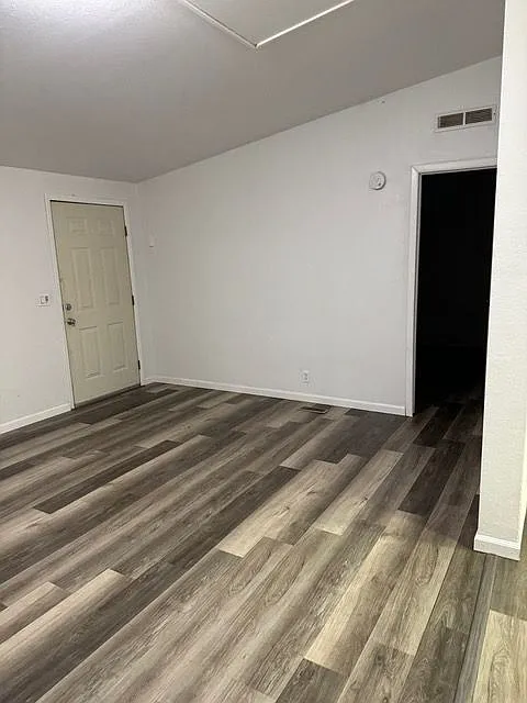 3 bed, 1120 sqft, $1,850 — Photo 4