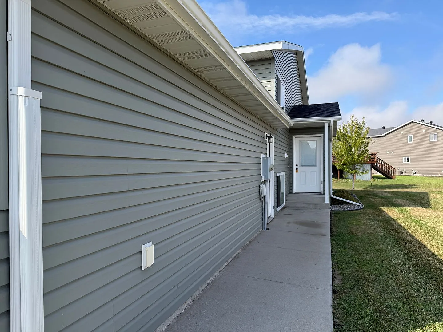 Comfortable 3-Bedroom Townhome in a Convenient West Fargo Location — Photo 2