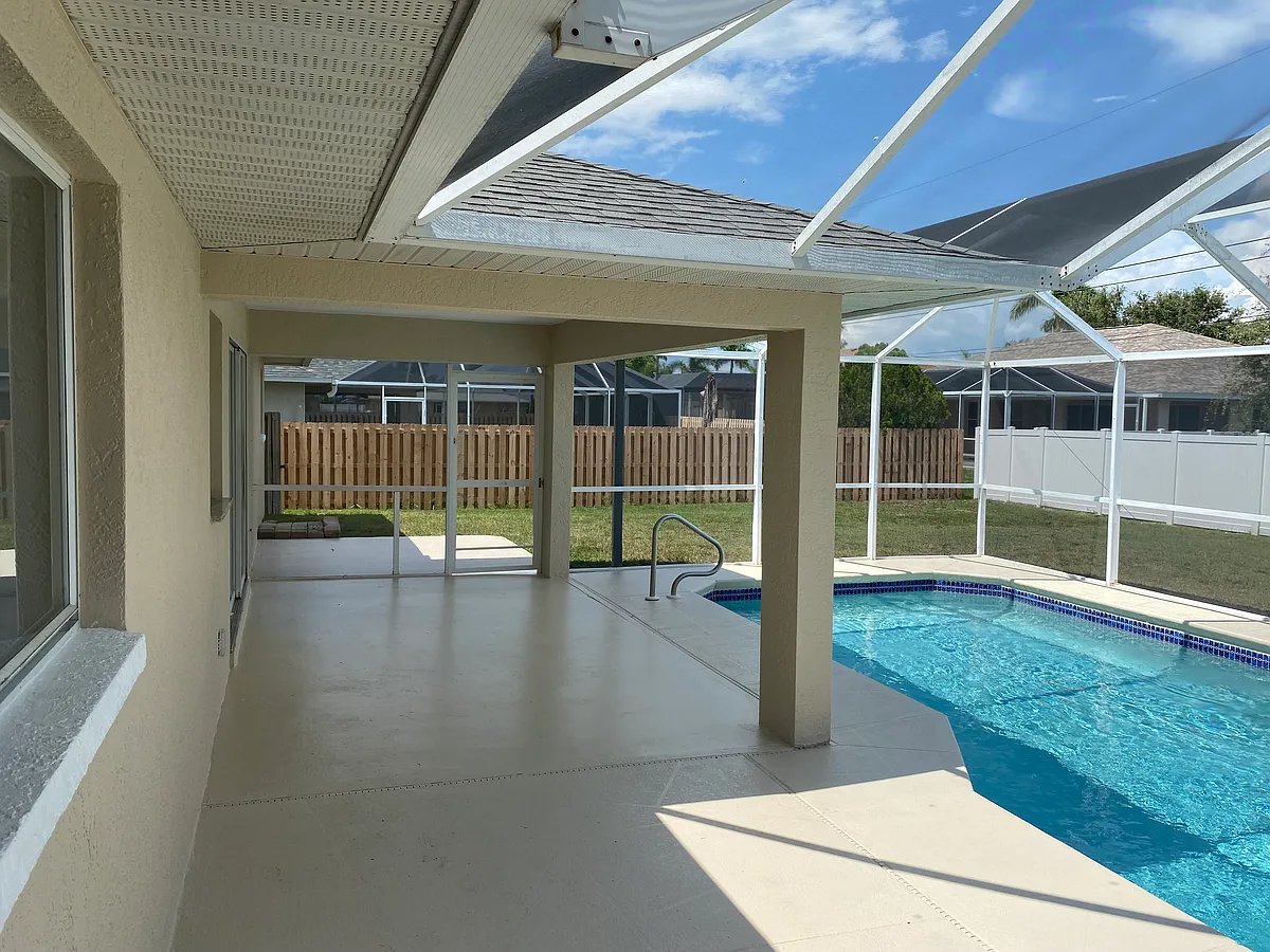 Pool deck area - 2937 SW 10th Ave