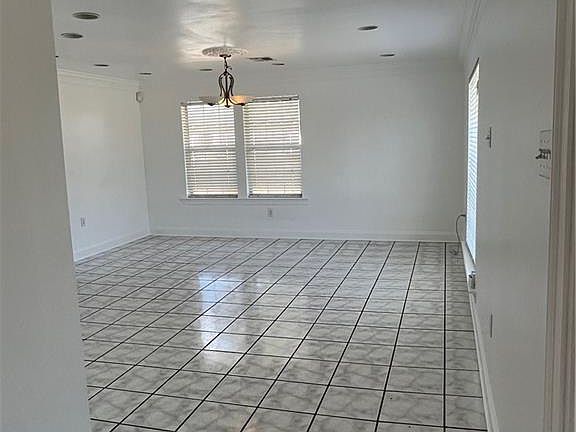 4th image of 2411 Behrman Hwy