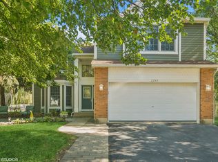 2242 Deerpath Dr, Elgin, IL 60123