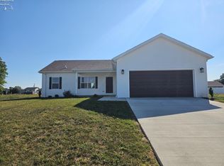 315 Ethan Dr, Fremont, OH