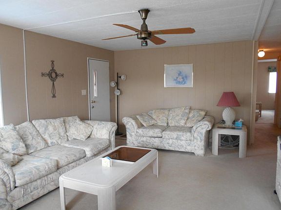 4th image of 1014 Royal Palm Dr