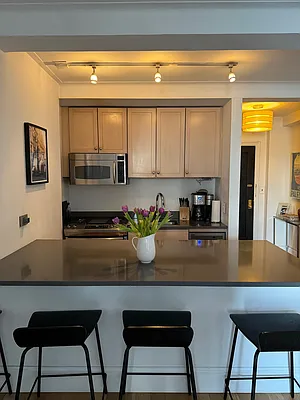 Rented by Compass | media 13