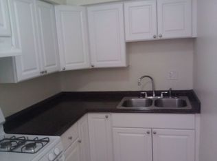 2342 S Austin St APT 106, Milwaukee, WI 53207