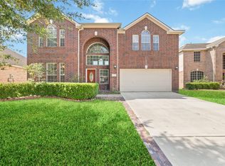 15111 Snow Hill Ct, Sugar Land, TX 77498