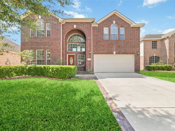15111 Snow Hill Ct, Sugar Land, TX 77498