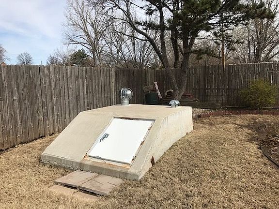 2nd image of 1029 Brentwood Dr