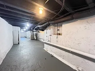 747 E Locust Ave — Photo 30