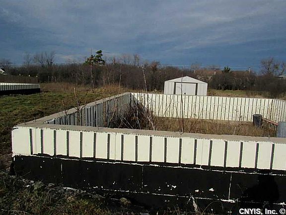 5th image of 107 Funnycide Dr