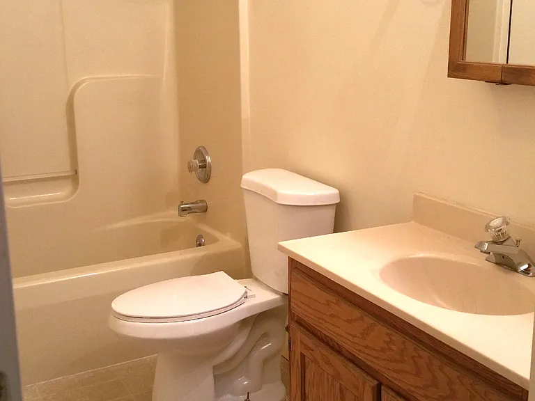 36 N Centre Ave #1 — Photo 7