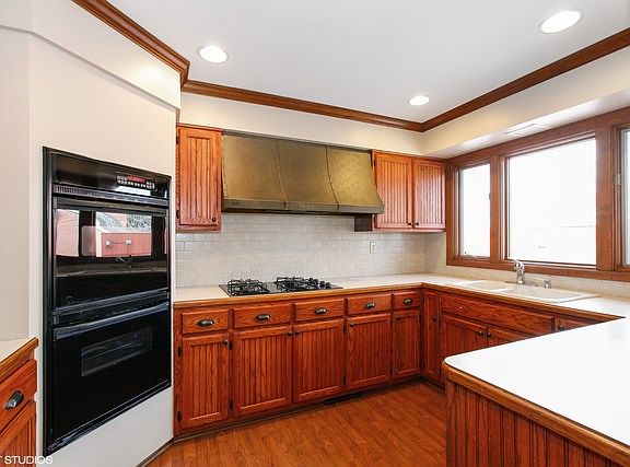 5th image of 2371 Tanglewood Dr