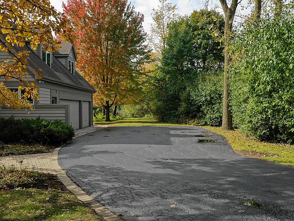 5th image of 14169 W Walden Ln