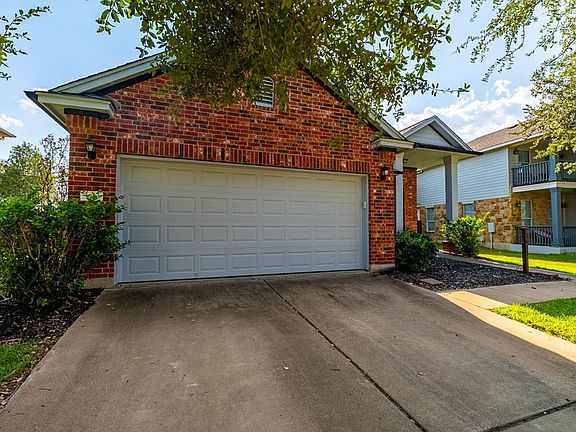 3rd image of 3413 Lynnbrook Dr