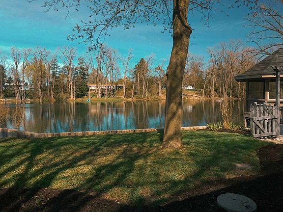 5th image of 39 Cottonwood Dr