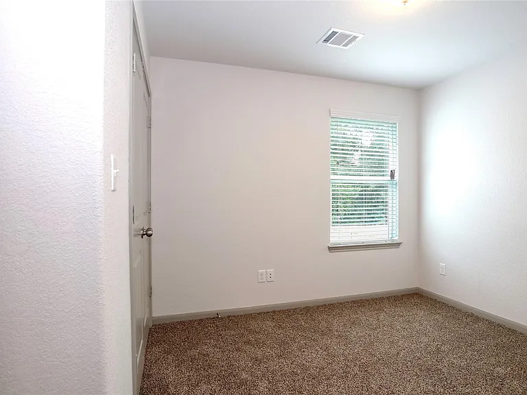 2702 Appian Way — Photo 19