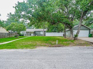 1709 Rifle Rd, Granbury, TX 76049