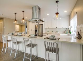 942 Daisy Ave, Carlsbad, CA 92011