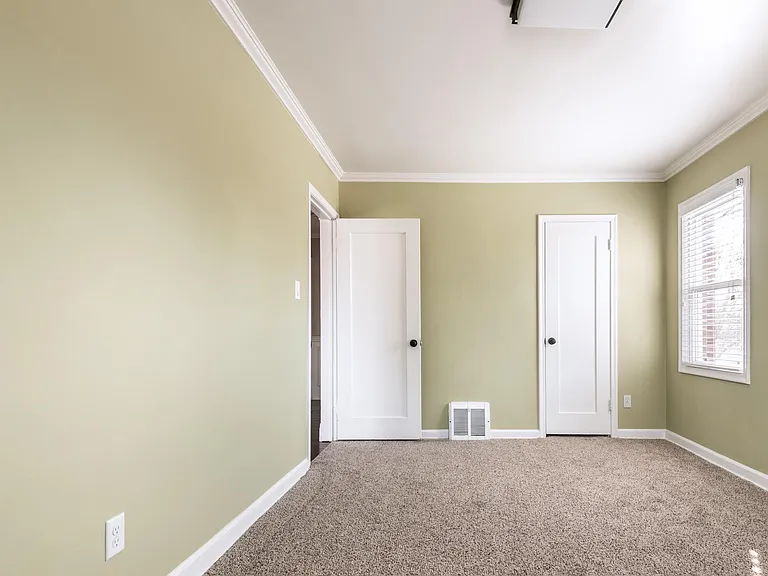 1620 E Downington Ave — Photo 13