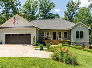 131 Blalock Coves Dr, Chesnee, SC 29323