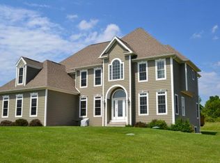 41 Lake Forest Dr, Lansing, NY 14882