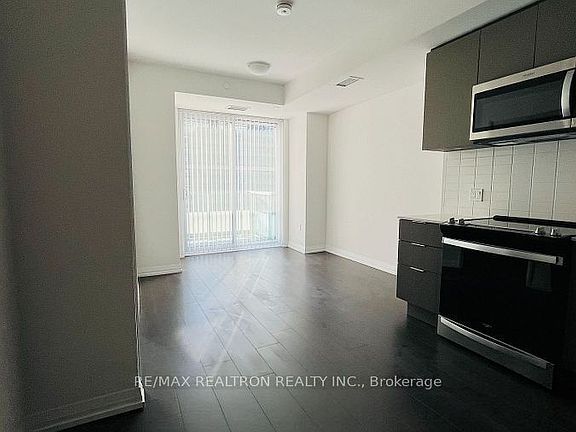 5th image of 25 Holly St #702