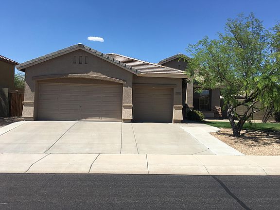 3rd image of 3106 W Whitman Dr