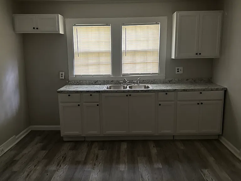 1364 Highway 59 W — Photo 10