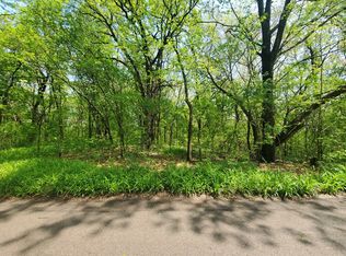 39091 N Mound Ave, Spring Grove, IL 60081