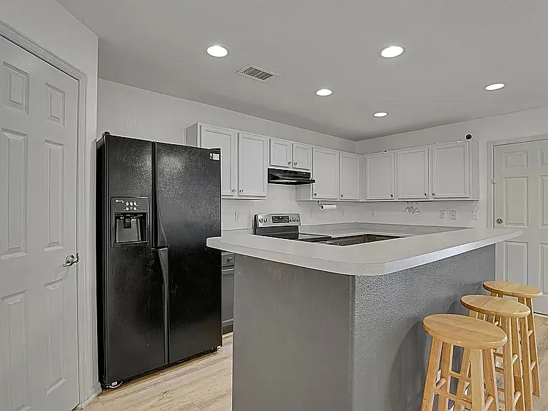 19030 E 58th Ave — Photo 6