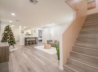 10013 Mardagen St, Las Vegas, NV 89183
