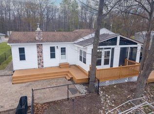 3588 Arapahoe Trl, Beaverton, MI 48612