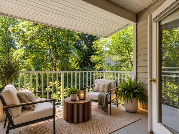 2540 118th Ave SE, Bellevue, WA