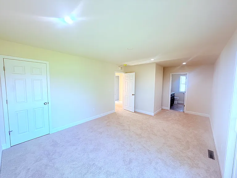 44 Nantucket St — Photo 23