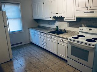 85 Pershing Dr #85, Plainville, CT 06062