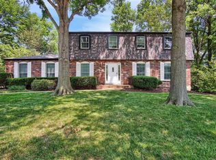 101 Deer Meadows Ct, Ballwin, MO