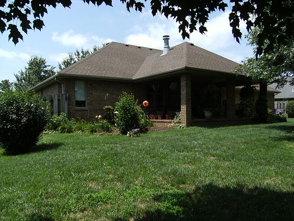 4th image of 727 W Osage Dr