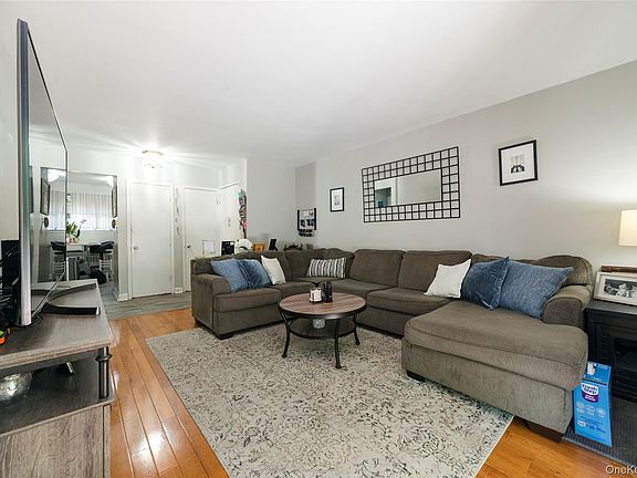 2nd image of 70 West Street #B6