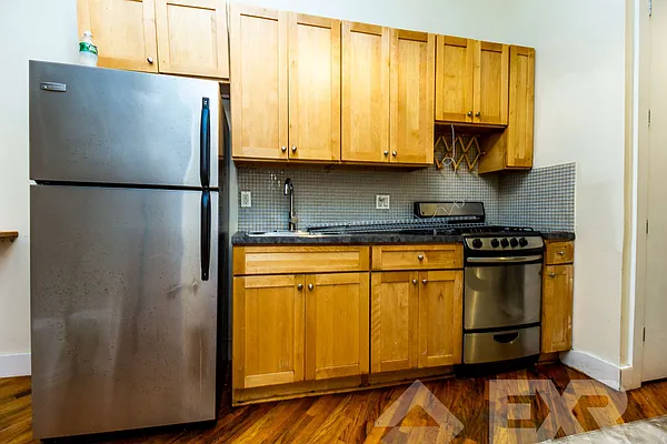 Rented by EXR | media 5