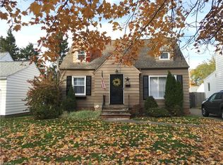 10078 Beaconfield Dr, Parma Heights, OH 44130