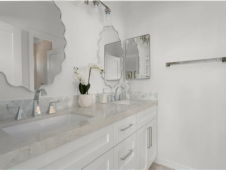 624 N Clementine St #B — Photo 11