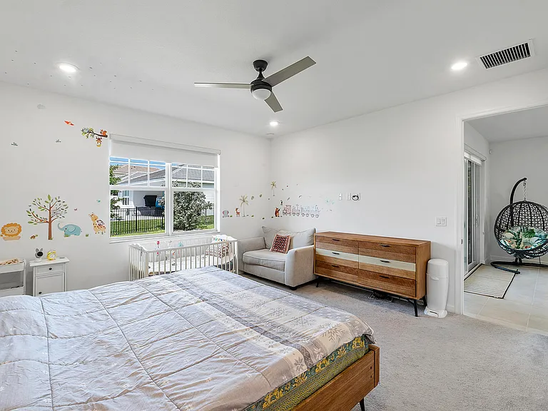 1325 Haywagon Trl — Photo 11