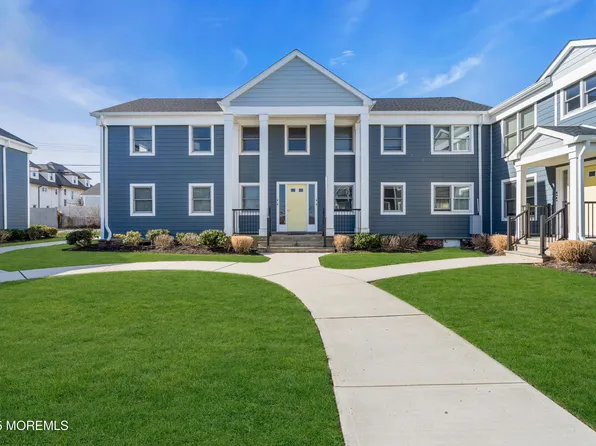 306 Deal Lake Drive #39, Asbury Park, NJ 07712